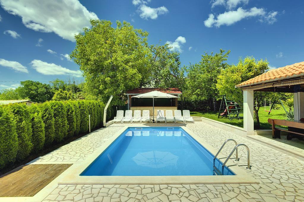 Villa Semy Pazin Exterior foto